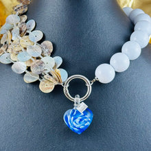 Charger l'image dans la galerie, Pendentif coeur en verre - aqua