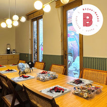 Charger l'image dans la galerie, Atelier UPCYCLING de BIJOUX à Paris et Boulogne avec Hélène