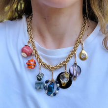 Charger l'image dans la galerie, Collier chaîne dorée à maille double torsadée