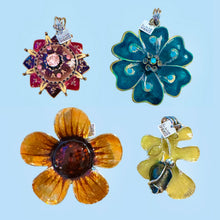 Charger l'image dans la galerie, Pendentif vintage Fleur