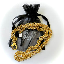 Charger l'image dans la galerie, Collier chaîne dorée à maille double torsadée