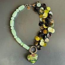 Charger l&#39;image dans la galerie, Collier Symbiose vert
